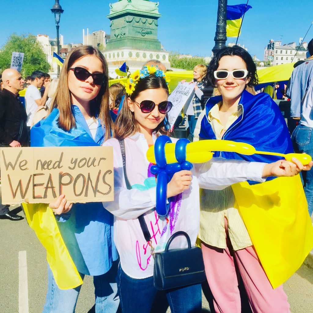 sculpteur ballon arme ukraine