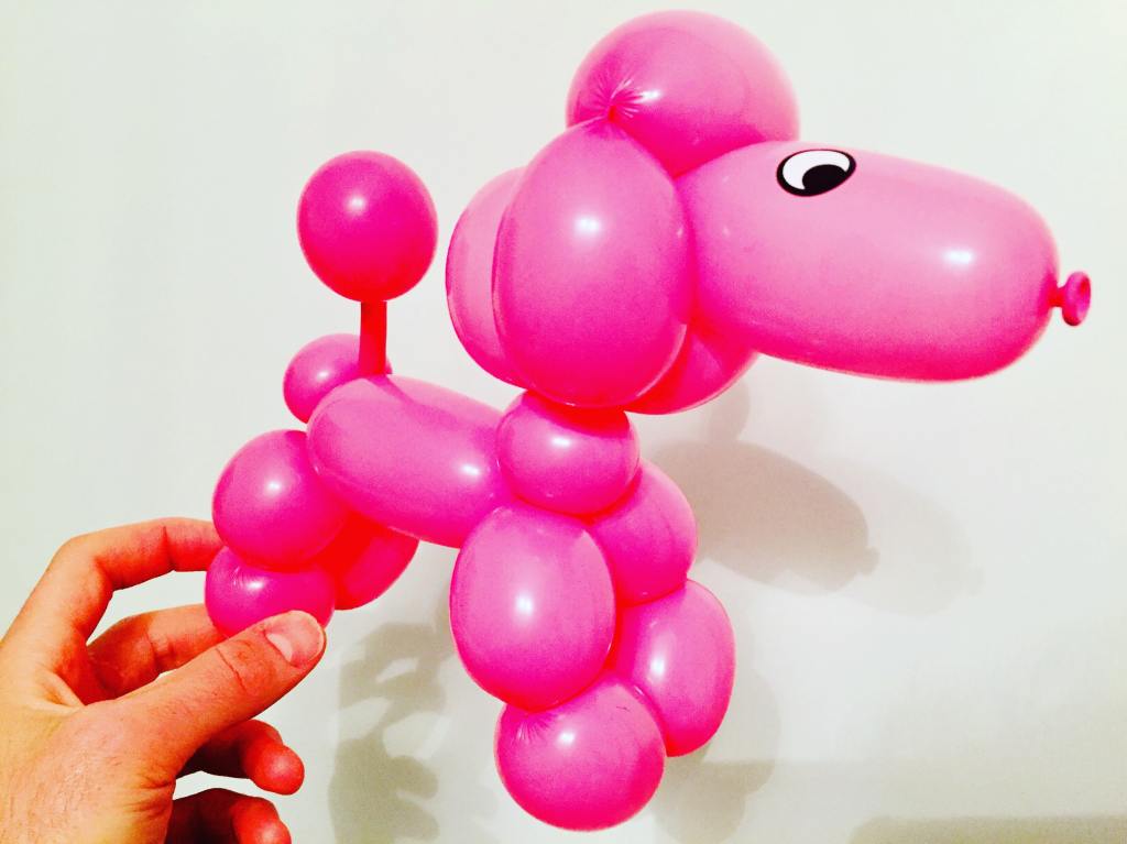 sculpture ballon caniche rose