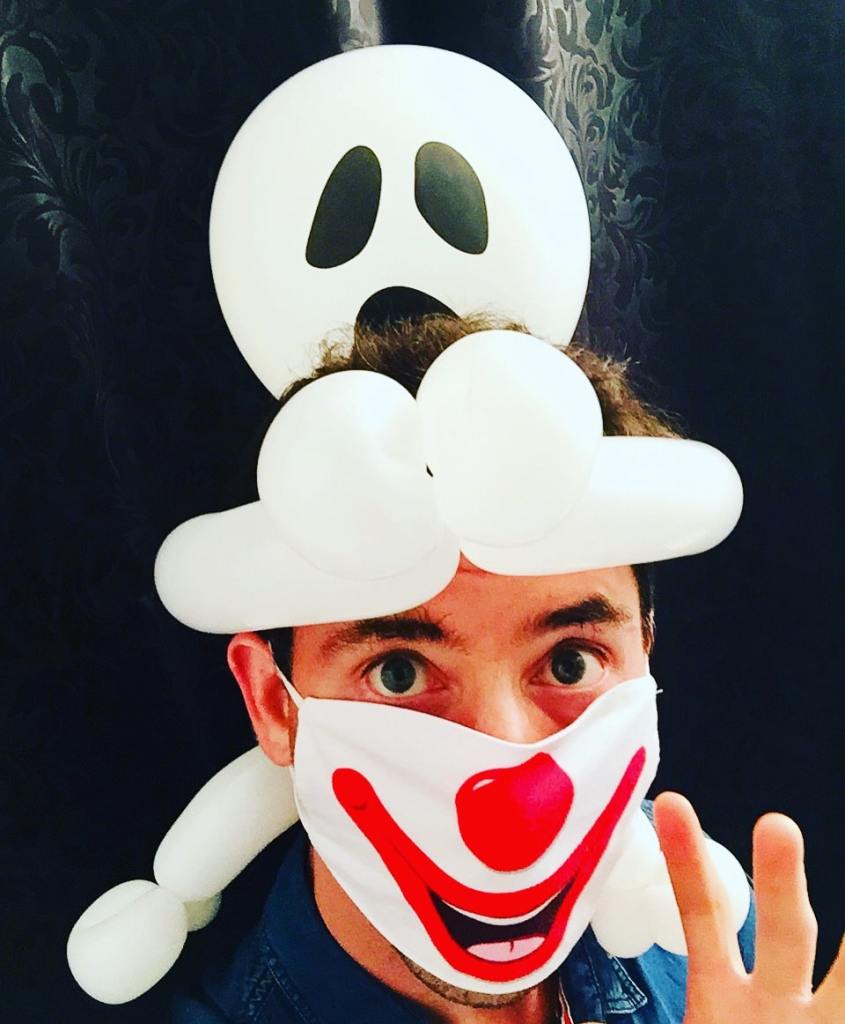 sculpture ballon chapeau fantôme