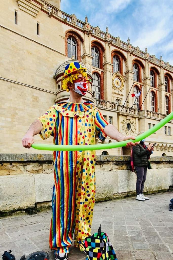 clown sculpteur ballon paris saint-germain-en-laye