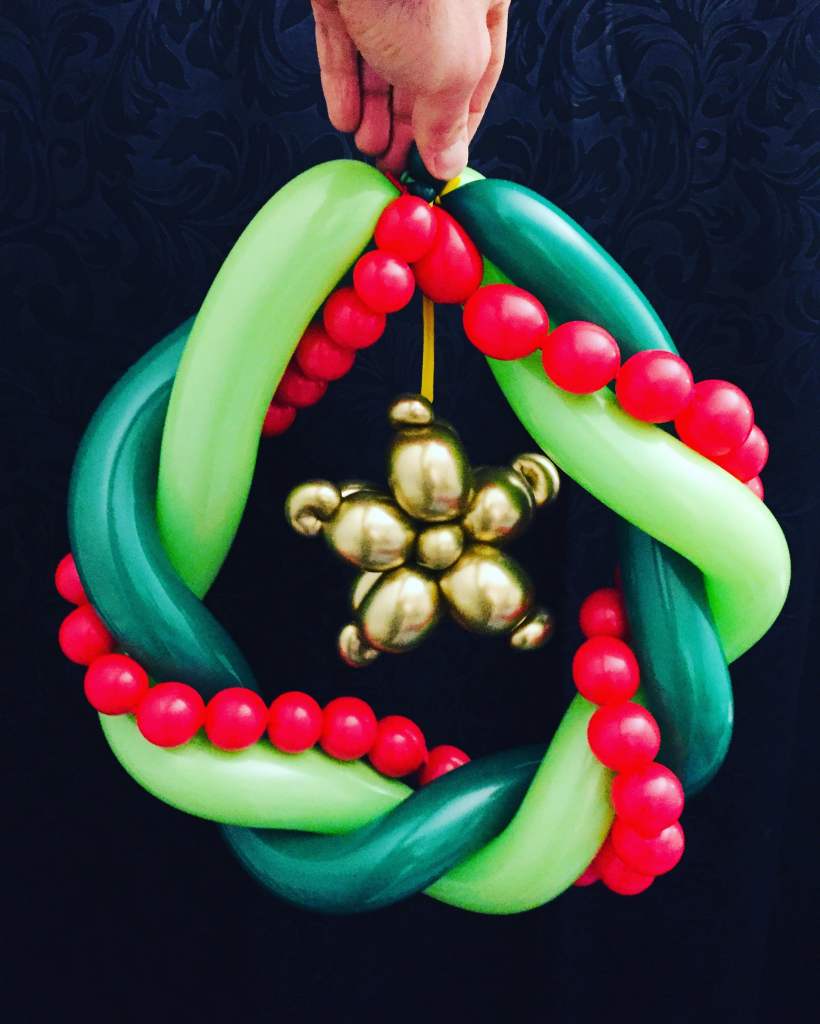 sculpteur ballon paris couronne avent