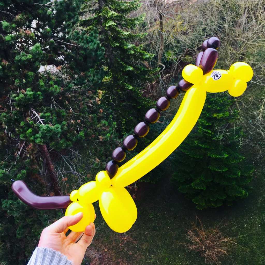 sculpture ballon girafe