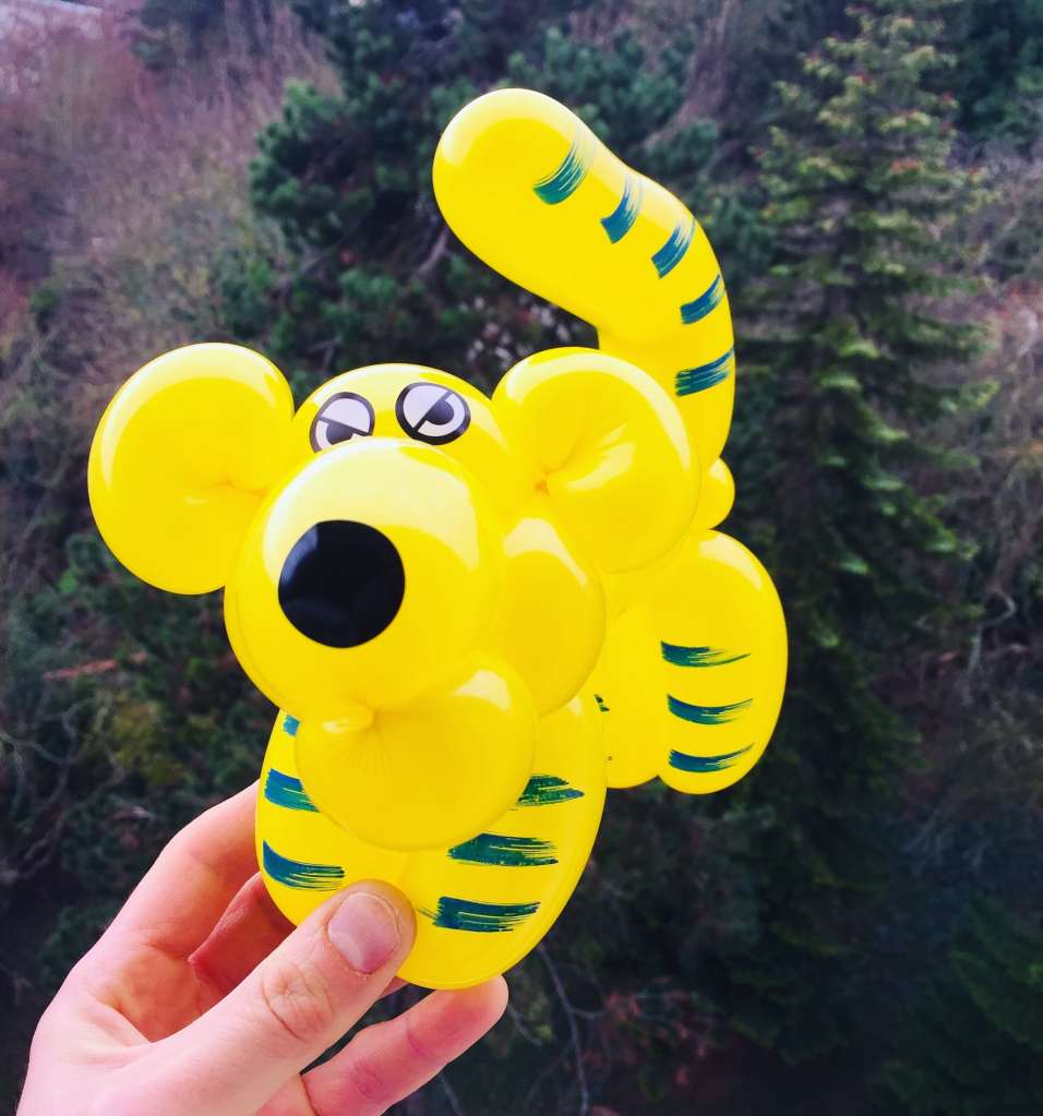 sculpture ballon tigre