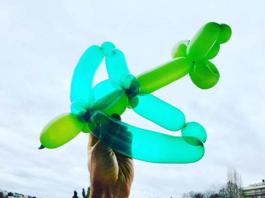 sculpture ballon avion chasse