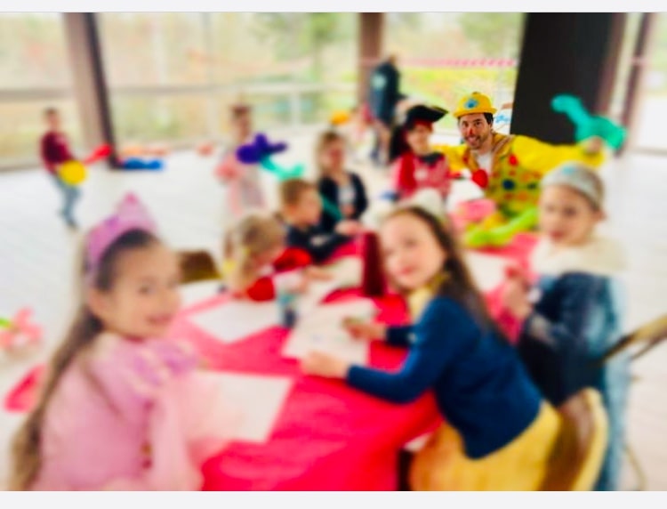 clown sculpteur ballon anniversaire paris 78