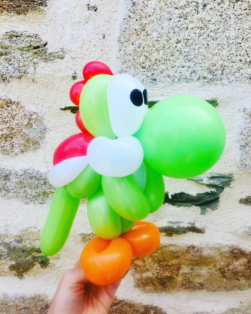 sculpture ballon yoshi nintendo