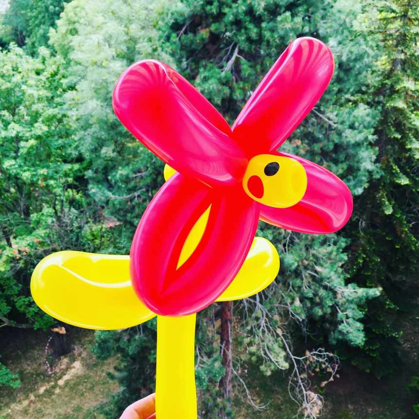 sculpteur ballon paris fleur pikachu