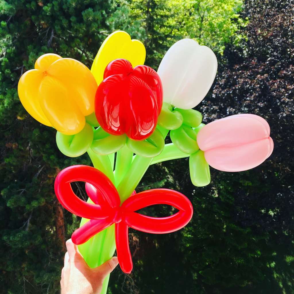 sculpture ballon bouquet tulipe 1