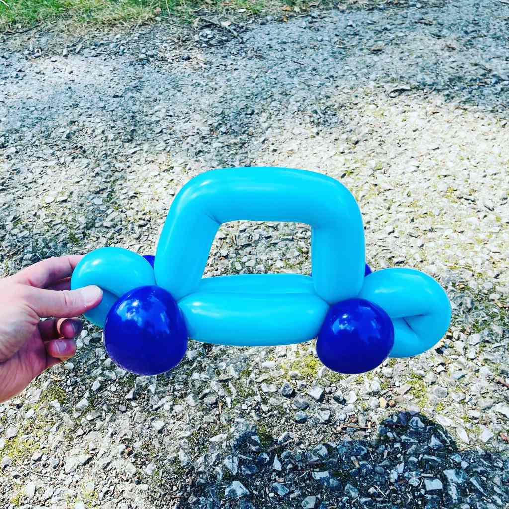 sculpture ballon paris idf voiture 2D