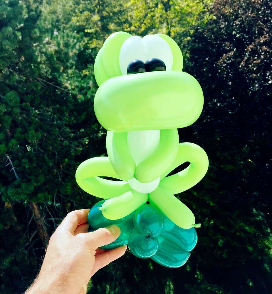 sculpture ballon paris grenouille nénuphar 2