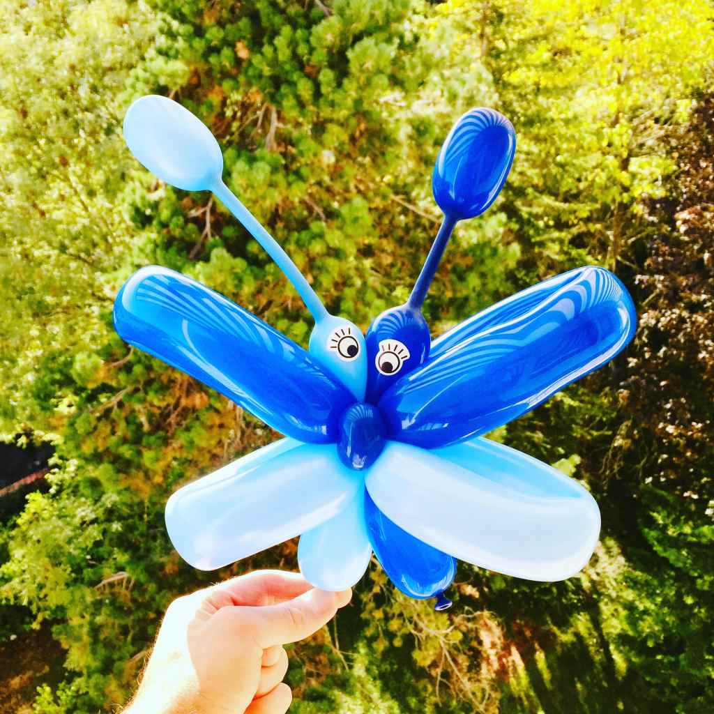 sculpture ballon paris idf papillon picasso